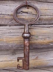 Старый ключ для отворота